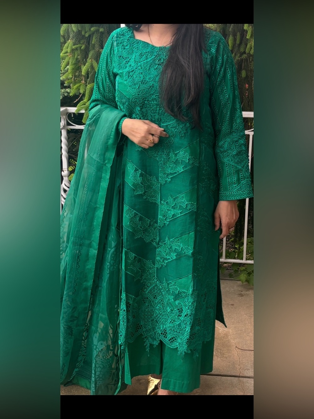 Women's Emerald Green Lace Long Sleeve Maxi Dress with Sheer Dupatta